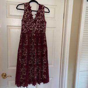 VICI Burgundy Lace Midi Dress